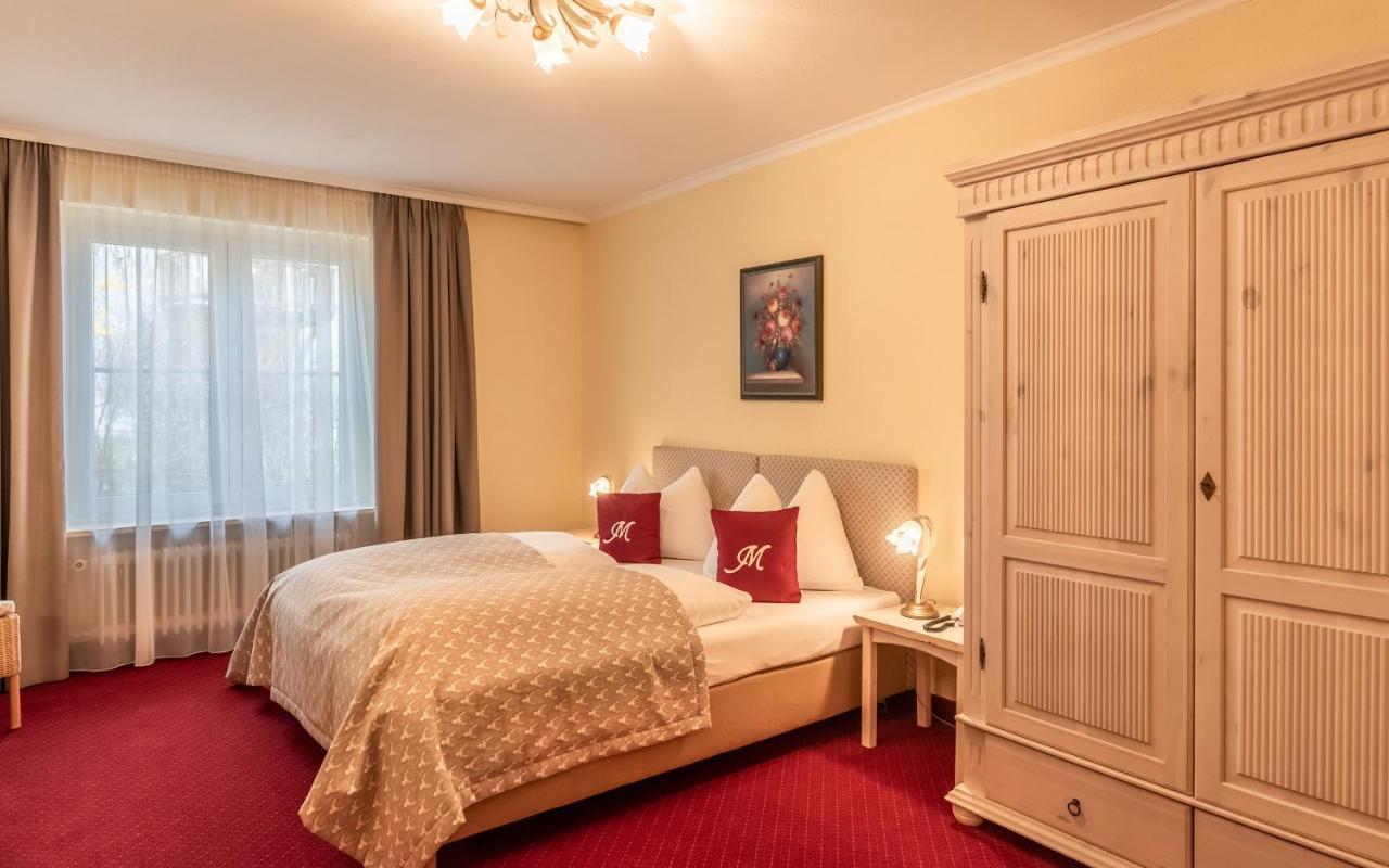 Hotel Mutz Garni Inning am Ammersee Esterno foto