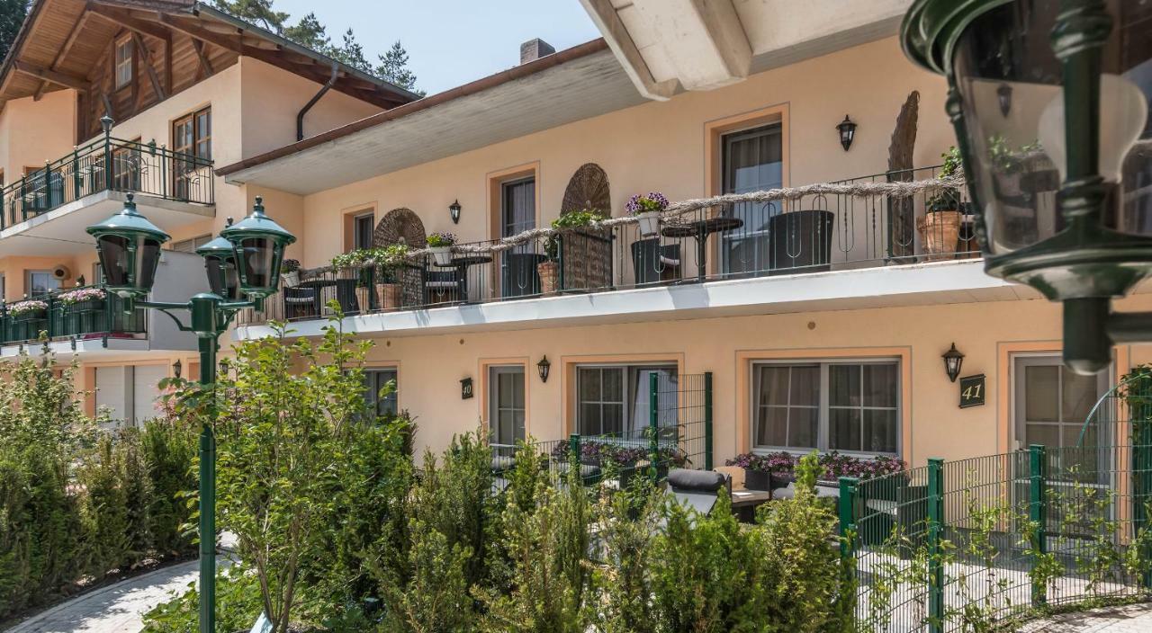 Hotel Mutz Garni Inning am Ammersee Esterno foto